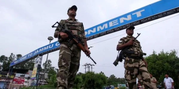 Militari Kashmir FOTO AFP