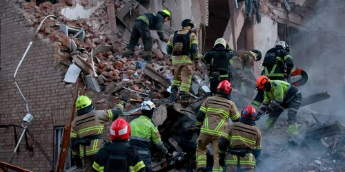 Atac masiv cu drone rusești în Ucraina  Dnipro 25 aprilie FOTO x jfif