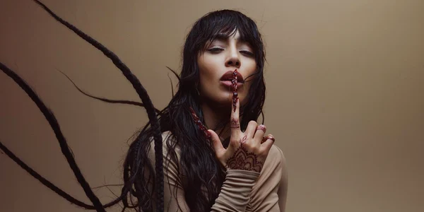 Loreen Foto Arhivă personală Facebook jpg