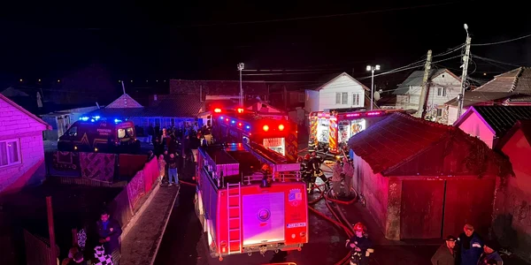 incendiu turda cluj au ars 20 de baraci FOTO Stiri Cluj jpg