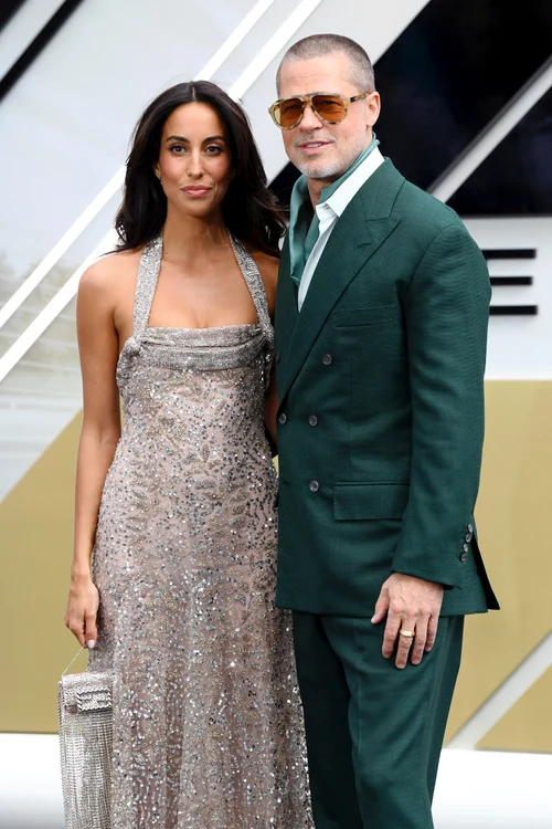 Brad Pitt și Ines de Ramon la premiera europeană a filmului F1, pe 23 iunie 2025, la Londra, GettyImages (2) jpg