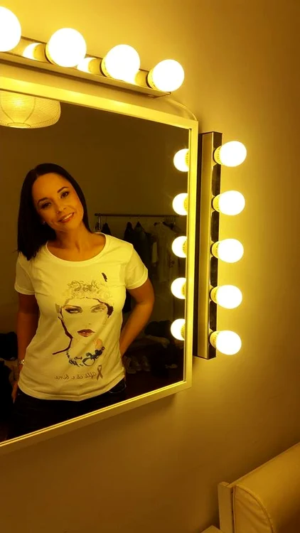 Andreea Marin, tunsă "bob scurt"