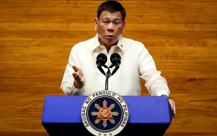 Președintele filipinez a dispus arestarea persoanelor nevaccinate care părăsesc locuința 