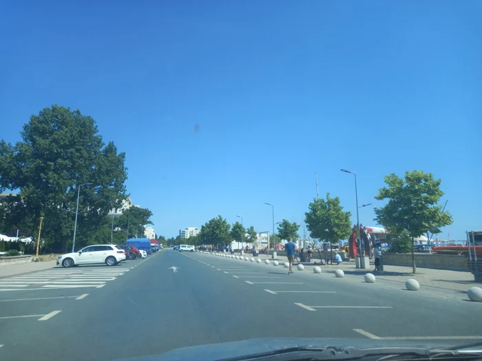 Cum arată staţiunea Mamaia în mijlocul sezonului FOTO MI