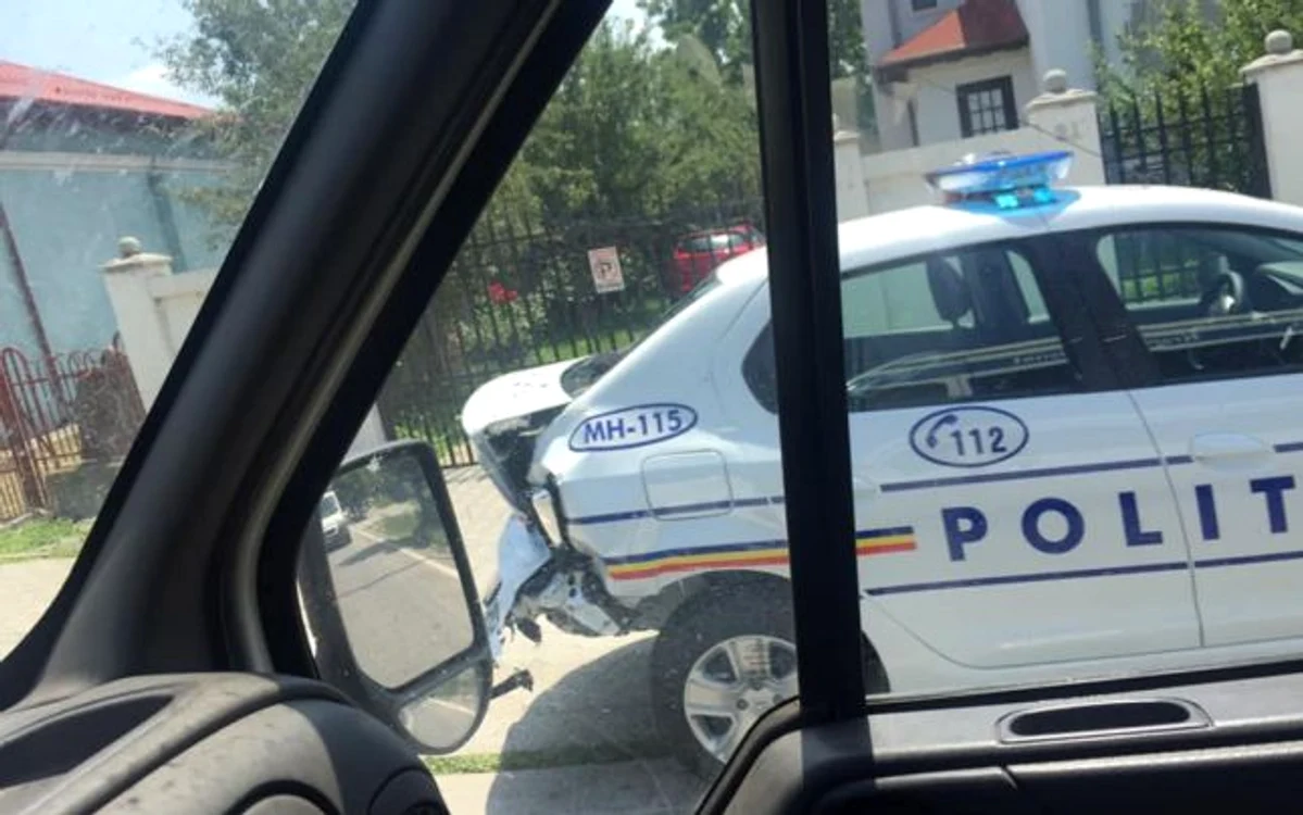 Autospecialele de poliţie noi au avut, toate, de suferit FOTO: Facebook/ Valentin Albu
