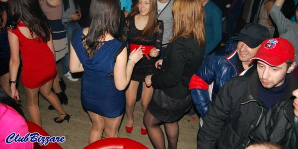 Distracţie la maximum Foto: Club Bizzare