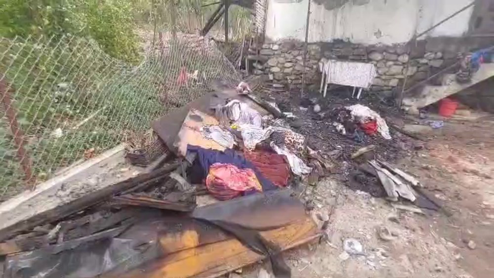 Tragedie în urma unui incendiu, în Vâlcea: un copil de 6 ani a murit. Mama era la cumpărături, iar mătușa este căutată 