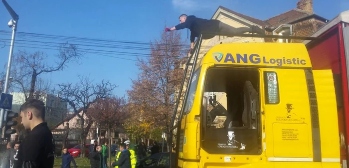 NUmărul lui Lorenzo de la Timişoara FOTO Ştefan Both