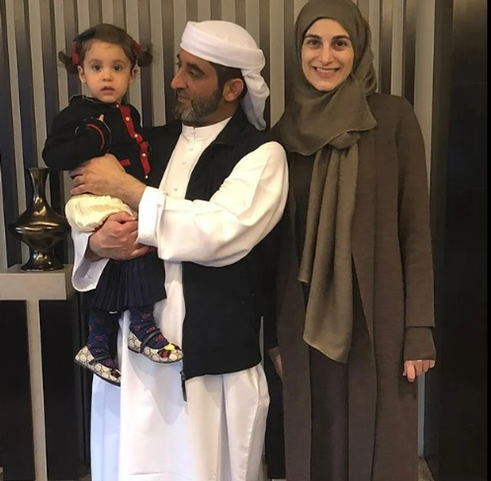 Fosta soție a unui prinț din Dubai, în lacrimi după ce a pierdut custodia: „Îmi vor sparge ușa casei, mă vor aresta și îmi vor lua copiii”