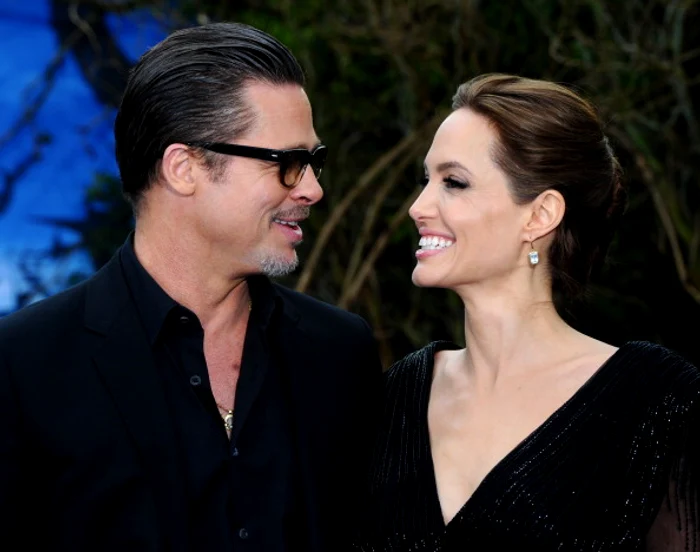 Angelina Jolie a divorțat de Brad Pitt atunci când a descoperit că între el și MArion ar exista o relație