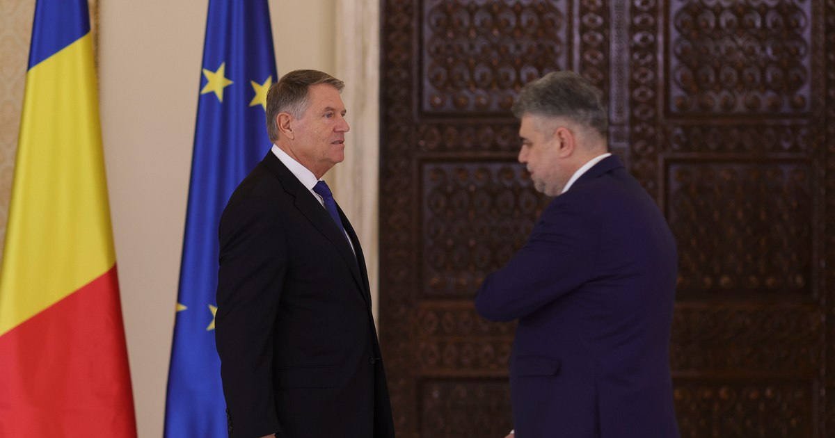 Noi miniștri din Guvernul Ciolacu 2 au depus jurământul, la Palatul Cotroceni. Unii s-au bâlbâit, alții au uitat să pună mâna pe Biblie