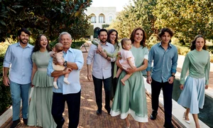 Regina Rania si familia foto Facebook jpg