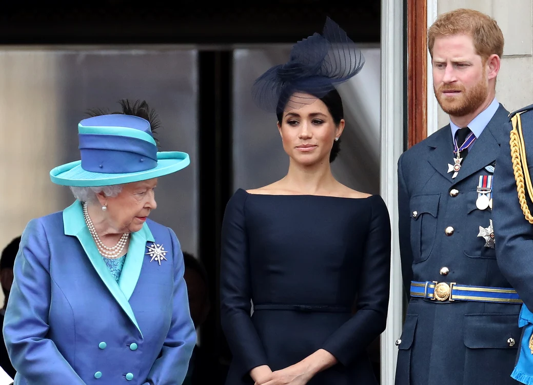 Prințul Harry și Meghan Markle cu Regina Elisabeta foto Getty jpg