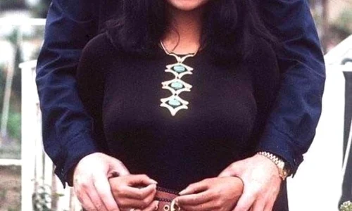 1 michael caine shakira young 780x967 jpg jpeg