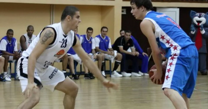 Târgu-Jiu:  Energia a câştigat meciul cu Elba Timişoara, scor 79-73