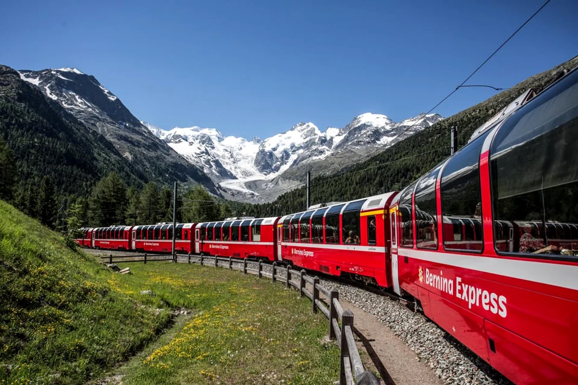 Garnitura Bernina Express Foto: Instagram 