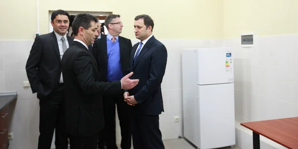Vlad Filat a ajuns la izolatorul de la CGP