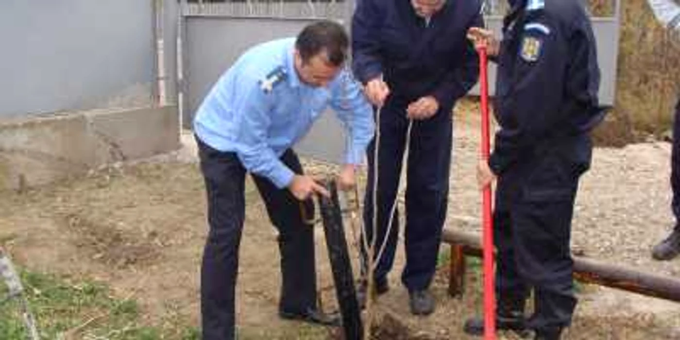 Jandarmii s-au antrenat serios în curtea unităţii pentru acţiunea de sâmbătă