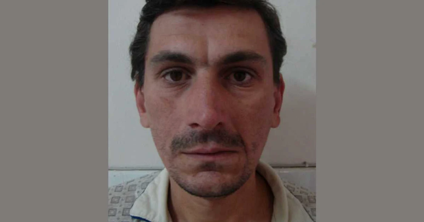 Persoanele care pot da relaţii despre acest bărbat sunt rugate să sune la Poliţie Foto. Poliţia Braşov