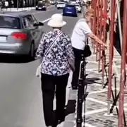 GIF Pieton