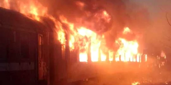 incendiu vagoane oravita