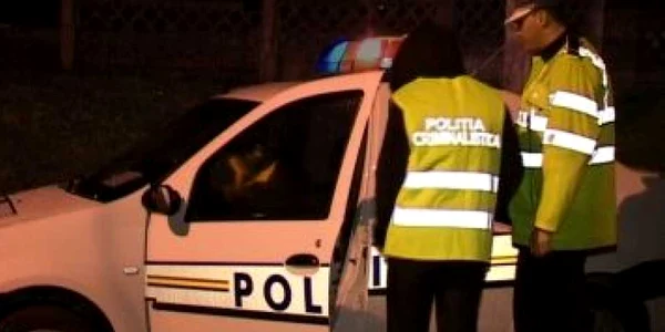 Tânăra a fost descoperită la ieşirea din oraş