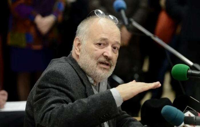 
    Fostul șef al televiziunii publice susține că legea ar trebui schimbatăFoto: Arhiva Click!  