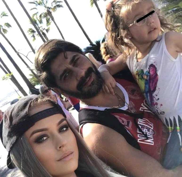 
    Misha și Connect-R au plecat în vacanță împreună cu fetița lor, Maya Foto Facebook  