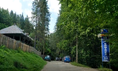 Accesul în satul Comanca din staţiunea Băile Olăneşti din judeţul Vâlcea Foto Adevărul