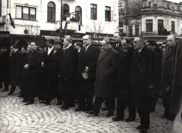 O parte a delegaţiilor de peste hotare participante la funeraliile lui Gheorghe Gheorghiu-Dej. Bucureşti, 24 martie 1965 (© „Fototeca online a comunismului românesc”, cota: 134/1954)