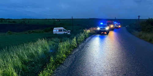 ambulanță implicată într un accident în județul Cluj Foto Știri de Cluj jpg