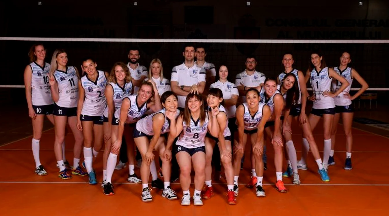 
    Echipa feminina de volei CSM BucurestiFOTO: Doarvolei.ro  