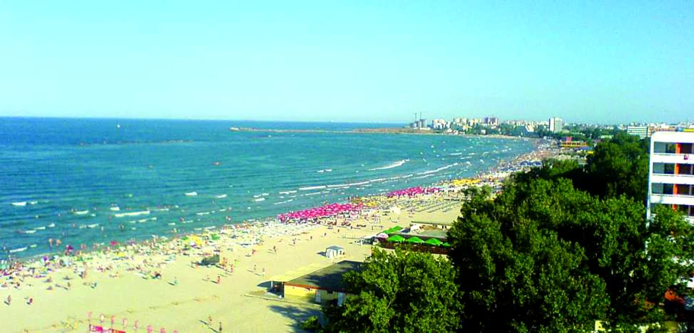Hunedoara: Tichetul de vacanţă duce la mare doar funcţionari