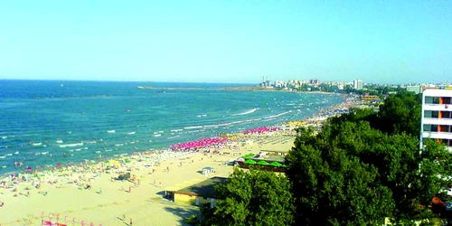 Hunedoara: Tichetul de vacanţă duce la mare doar funcţionari