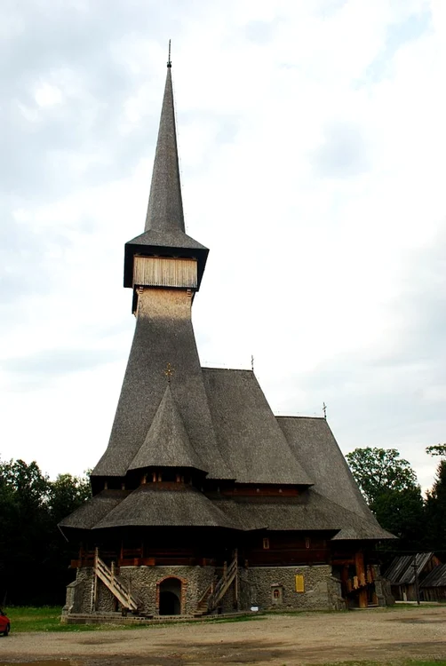 Manastirea Sapanta Peri, cea mai inalta biserica de lemn din lume FOTO:Wikipedia