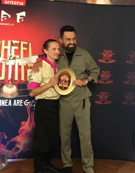 Claudiu Gherguț și chef Orlando Zaharia, câștigătorii Chef la cuțite foto: Alina Erimia