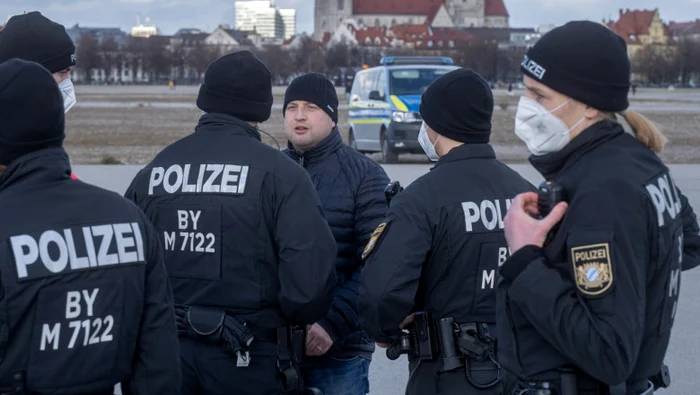 Un român a bătut mai mulți polițiști germani