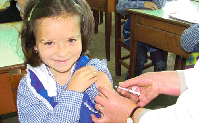 Vaccinarea va începe la finalul lunii octombrie