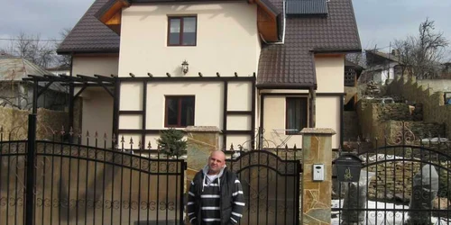 Dănuţ Fediucel susţine că a făcut o afacere avantajoasă când şi-a montat panourile solare