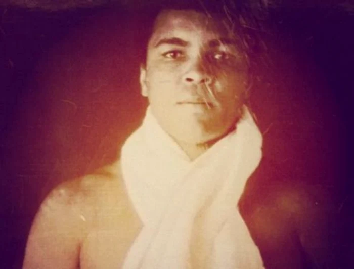 
    Muhammad Ali, în tinerețefoto: Twitter/Hanna Ali  