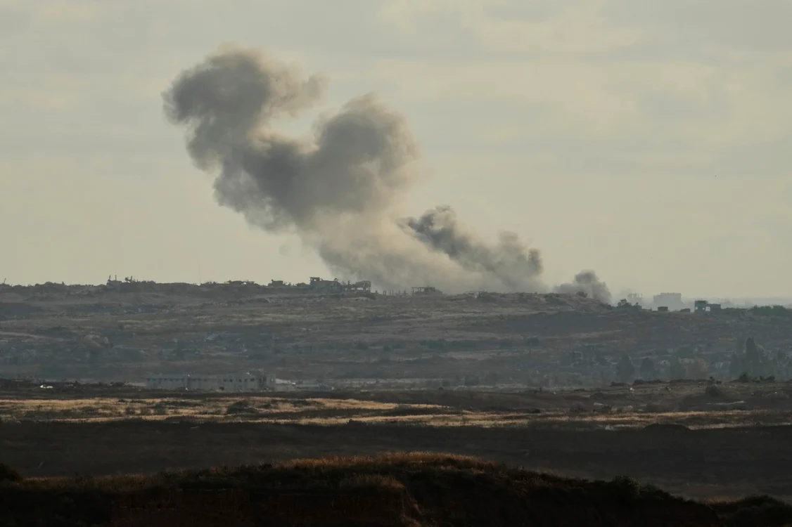 Israelul continuă bombardamentele în Fâșia Gaza FOTO Profimedia