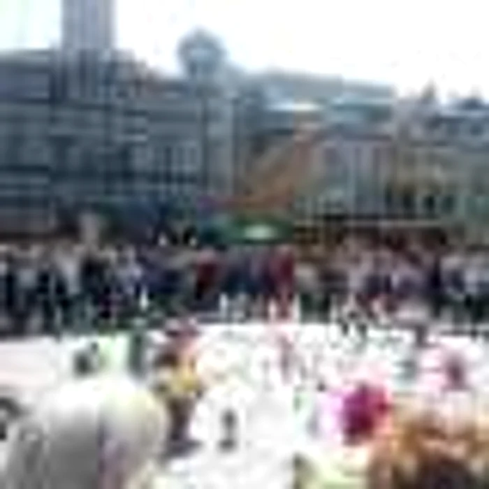 Moment de reculegere la Liverpool in memoria victimelor de la Manchester FOTO The Liverpool Echo