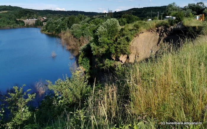 lacul teliucului foto daniel guta adevarul