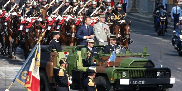 Emmanuel Macron participă la festivităţile de Ziua Naţională FOTO AFP