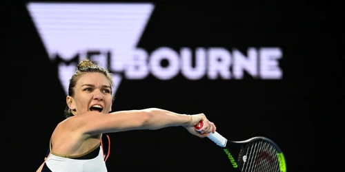 Meciul dintre Simona Halep si australianca Lizette Cabrera de la Australian Open a fost câştigat de româncă FOTO EPA-EFE / Dave Hunt