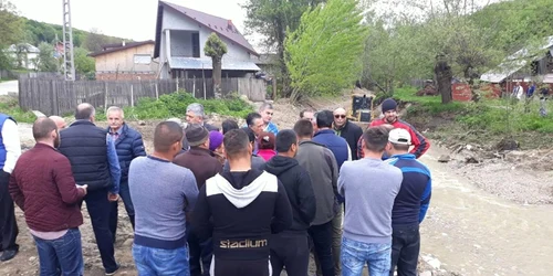 Deneş