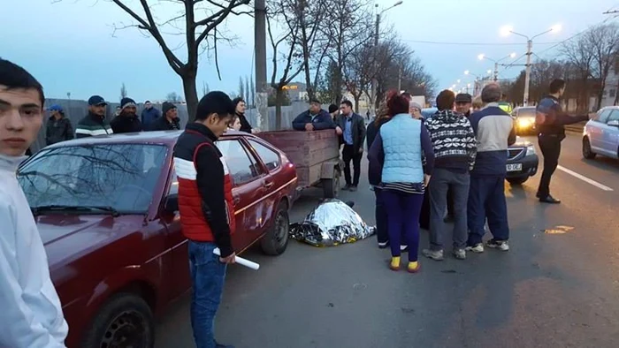 Preotul a murit în plină stradă FOTO livearad.ro