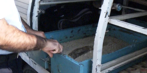 Proiectil de aviaţie neexplodat