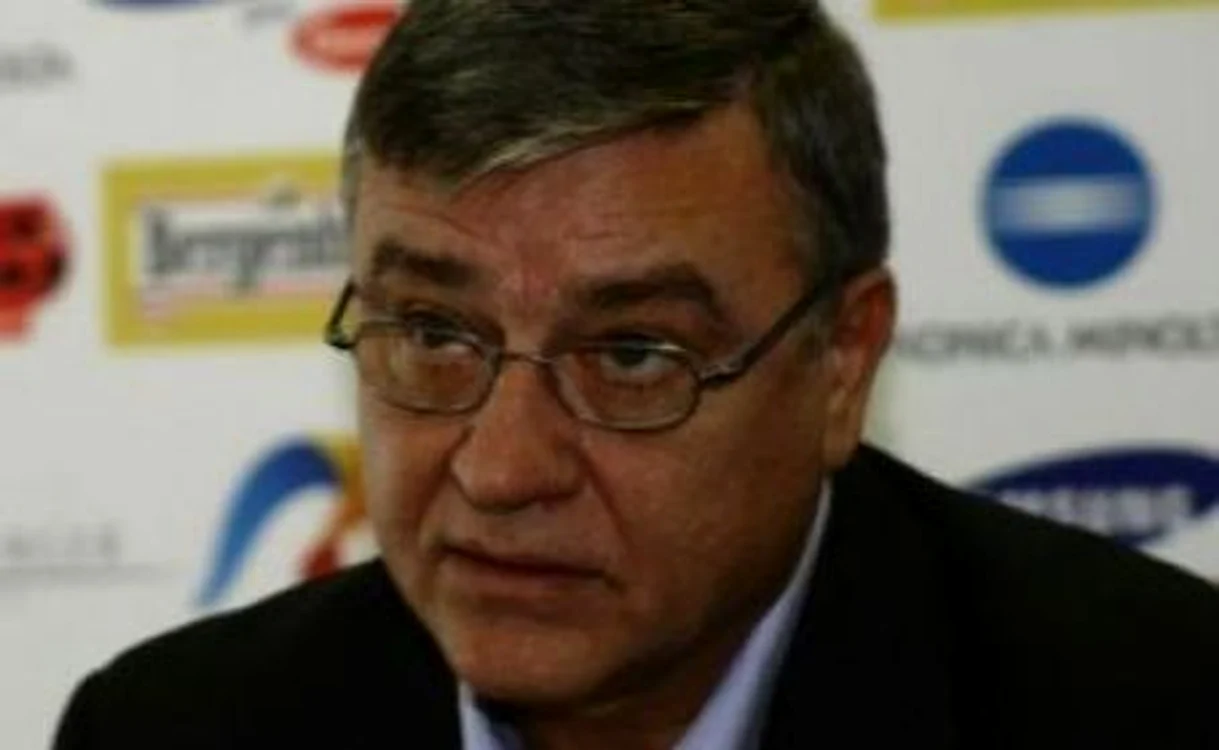 
    Mircea Sandu  