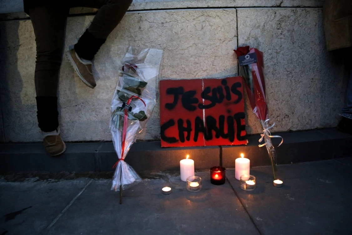 Masacrul de la Charlie Hebdo, în inima Europei civilizate, a traumatizat întreaga lume